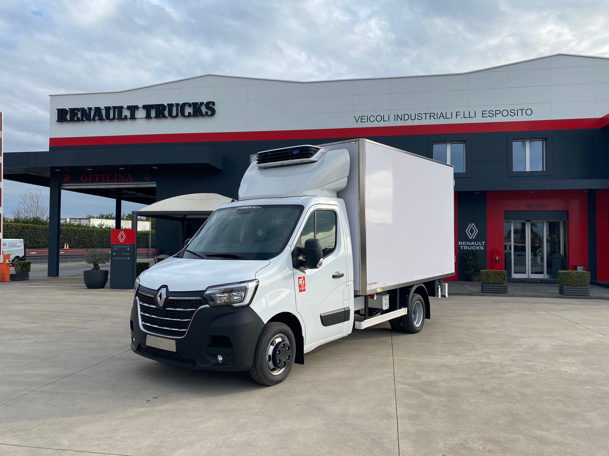 RENAULT TRUCKS MASTER 165 FRIGO